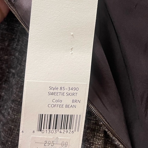 Nanette Lepore Coffee Bean toned Blazer & Skirt set. - Picture 6 of 7